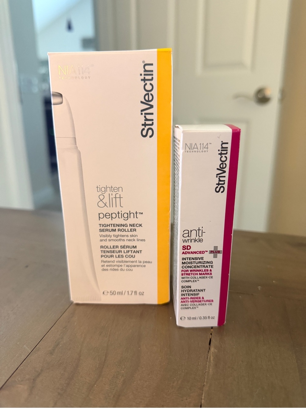 StriVectin tighten & lift peptide tightening neck roller & free travel size mois